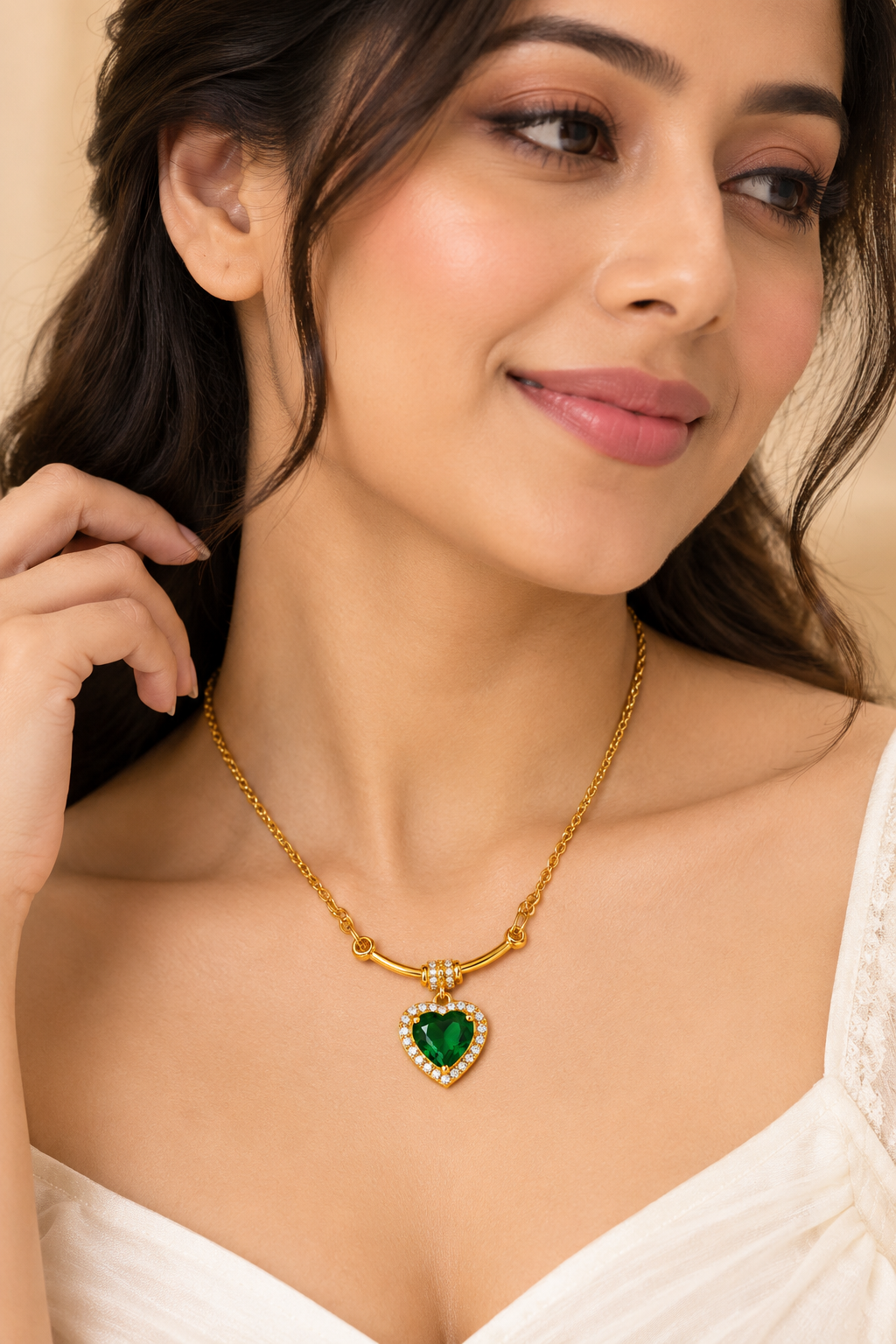 TEEYAKA Emerald Green Heart Pendant Necklace – Stainless Steel